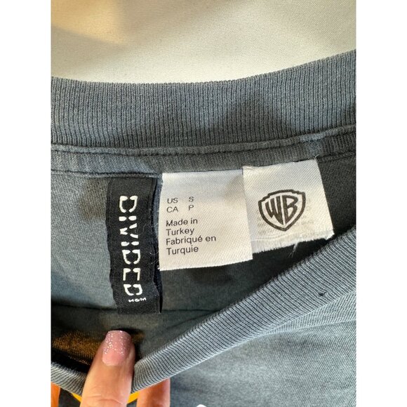 Looney Tunes Tokyo tshirt  oversized fun large graphic  bugs bunny small Tshirt - Picture 5 of 13